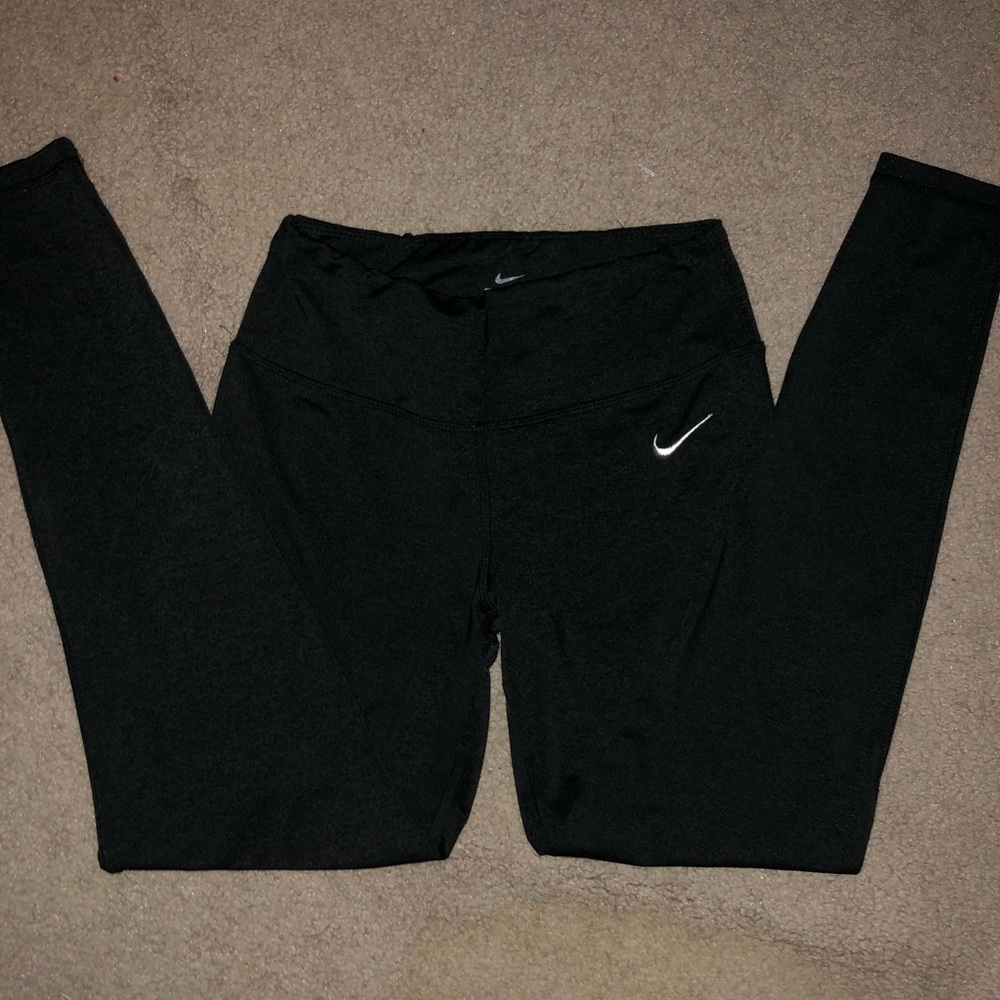 SOLD ! nike dri fit leggings